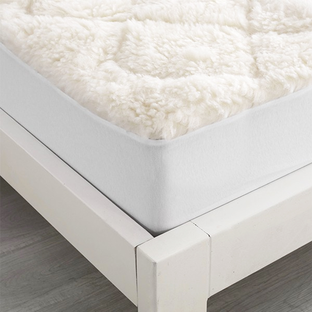 Bambi Baby Wool Cot Underlay