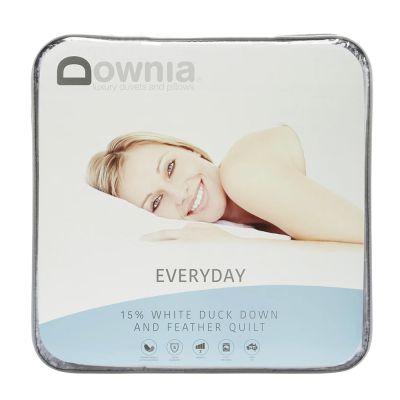 Downia 15% White Duck Down and Feather Quilt