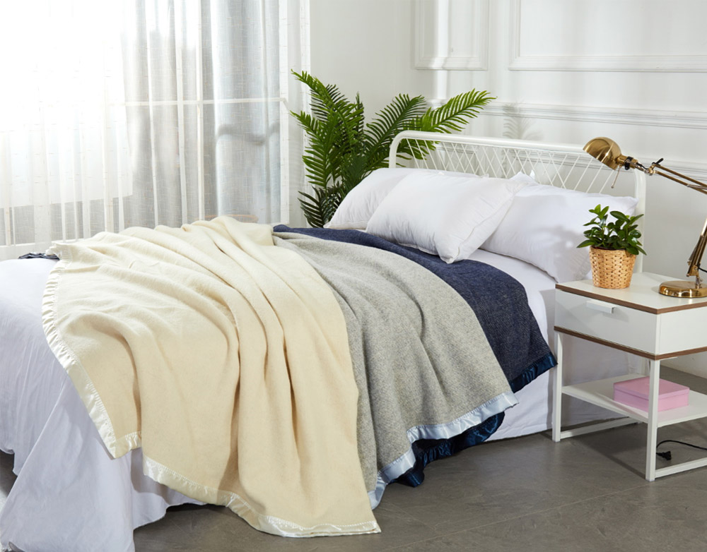 Alastair’s Australian Merino Wool Blanket 375 gsm